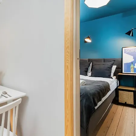Seaside Kraszewskiego By The Beach In By Renters