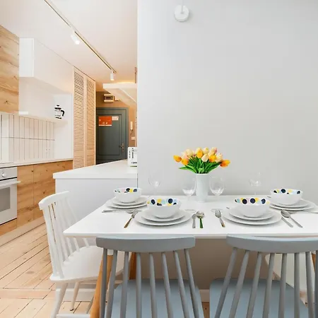 Seaside Kraszewskiego By The Beach In By Renters Apartment